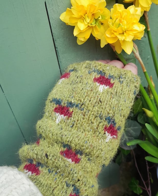 Radish Wrist Warmers Hand Knitted Vegetable Knits Fingerless Gloves