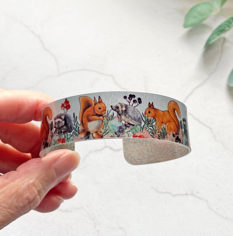 Red squirrel and hedgehog cuff bracelet, Wildlife animals nature bangle. B783