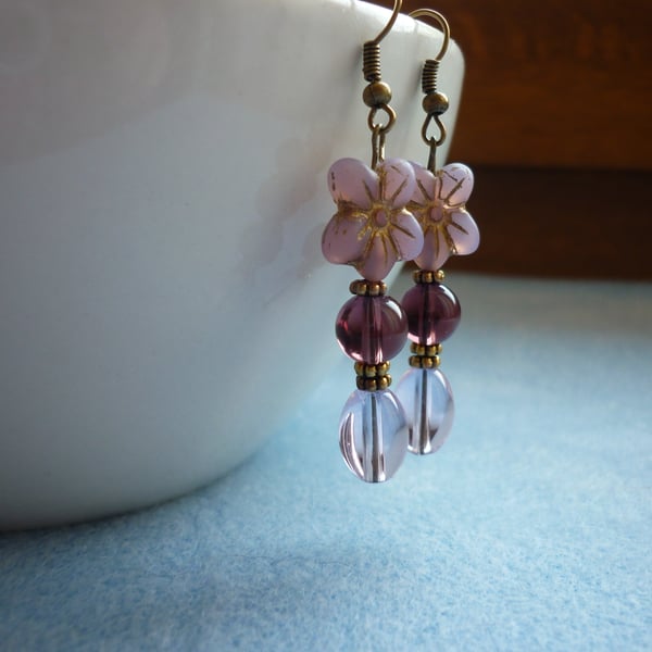 MAUVE, AMETHYST, PALE PINK AND BRONZE FLOWER EARRINGS.