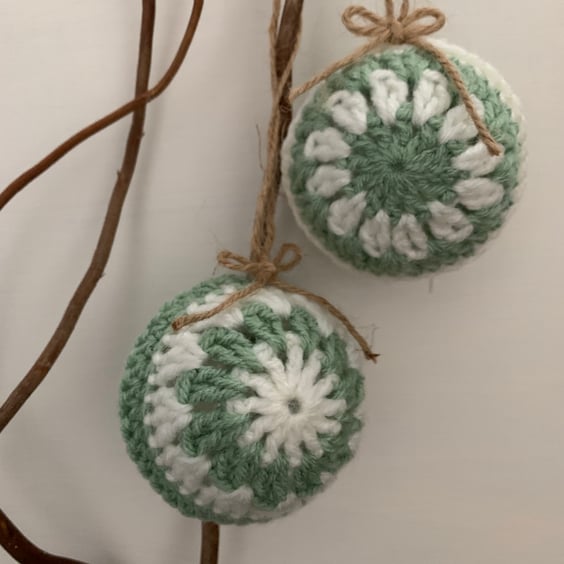 Crochet Christmas baubles, set of two Christmas decorations 