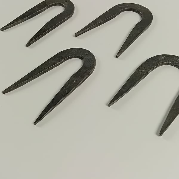 Flat Staple
