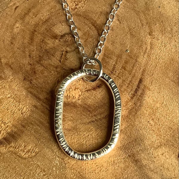 Silver Oval hammered Necklace