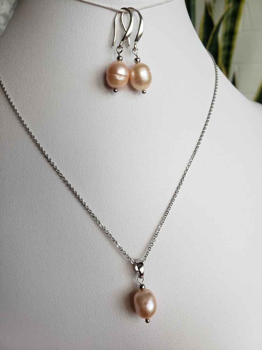 Pink Freshwater Pearl Set 18K Gold Rhodium Plated Set Earrings Necklace Gift for