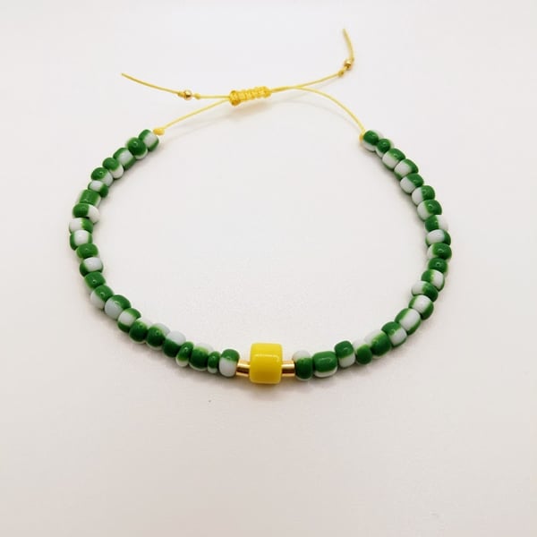 Green striped glass bead adjustable bracelet 