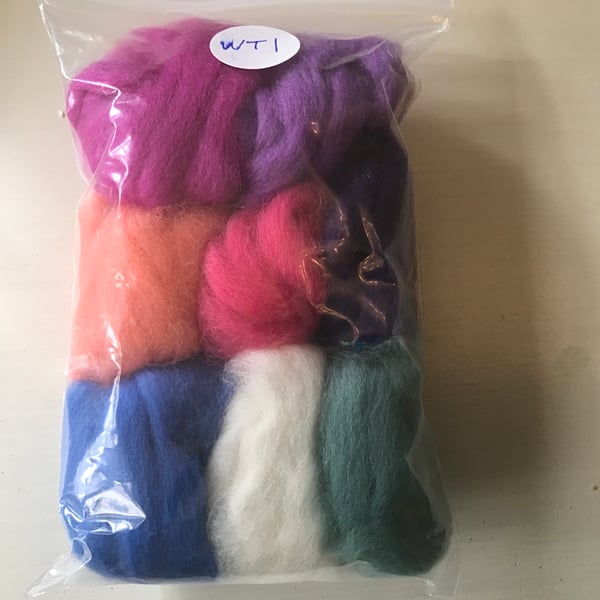 Wool Tops  for Wet Felting & Spinning (64"s)  25g bag (Bag WT1)