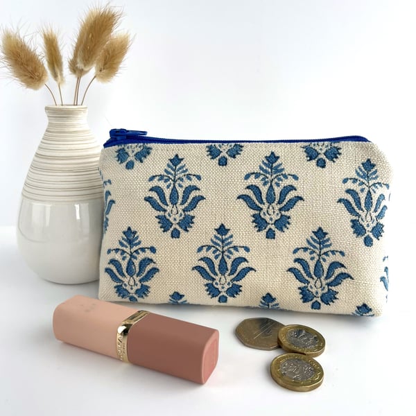 Large Purse with Blue Floral Motifs