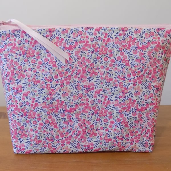 Liberty Floral Fabric Toiletries Cosmetics Bag, Large Make Up Case, Wash Bag