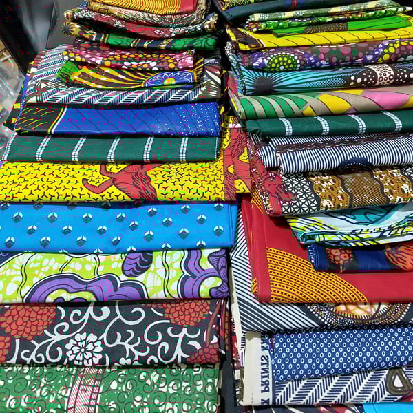 African Ankara fabric scrap bundle, pack of 40 random pieces for crafts.
