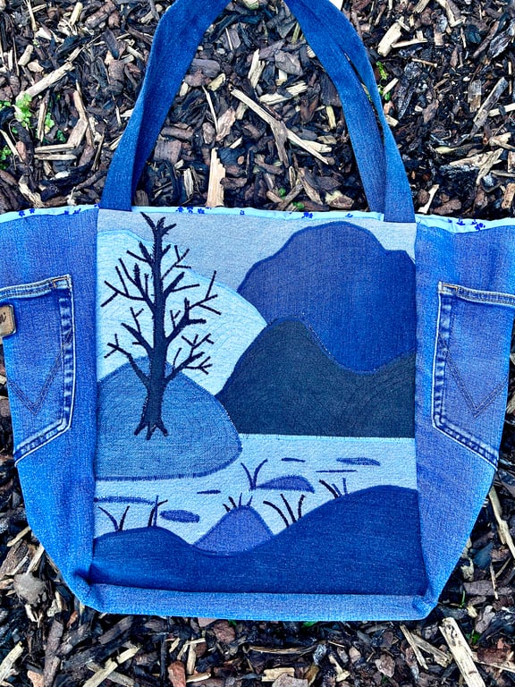 Scenic appliqué denim tote bag - Upcycled wranglers 