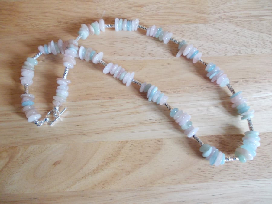 Beryl slices necklace