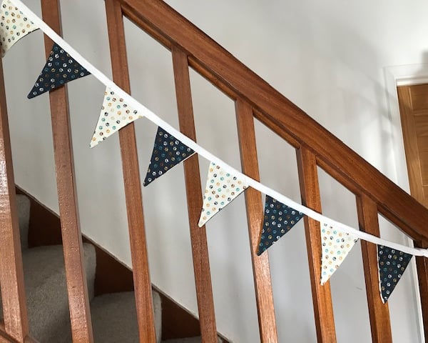 Mini Paw Print Bunting