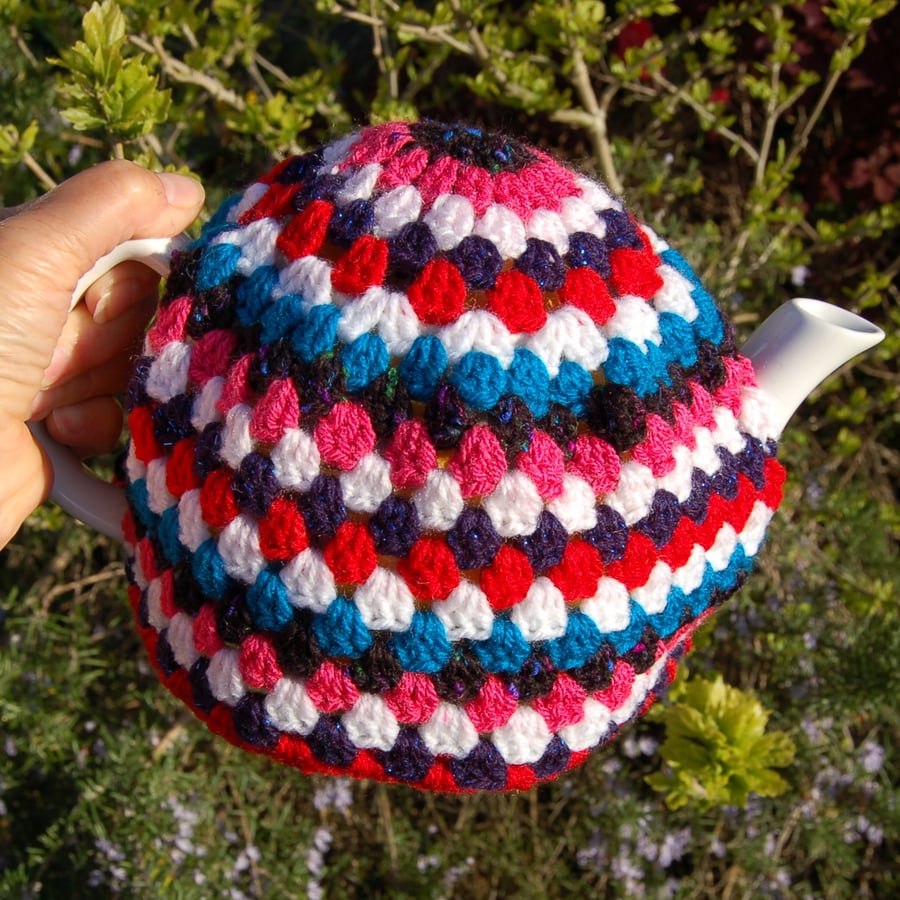 crochet tea cosy, granny stripe tea, cosy large cosy