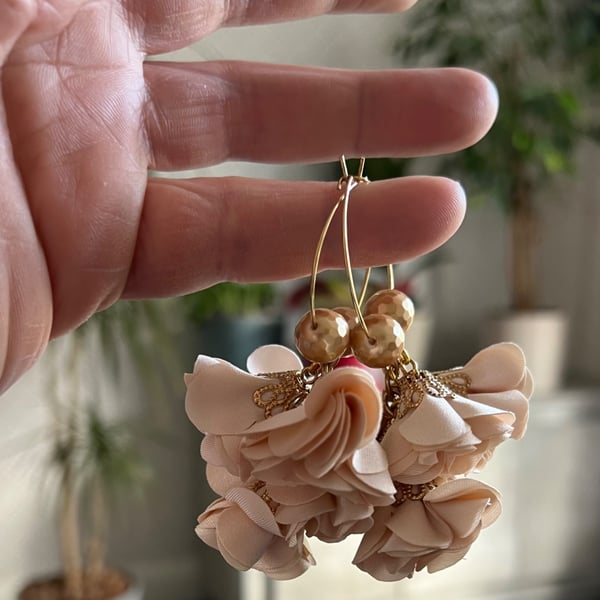 Handmade Beige Floral Earrings- Romantic Statement Earrings