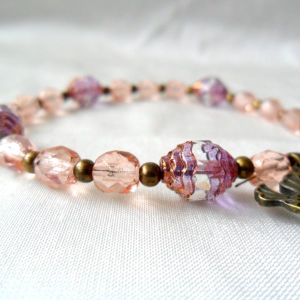 Pink crystal bead bracelet 