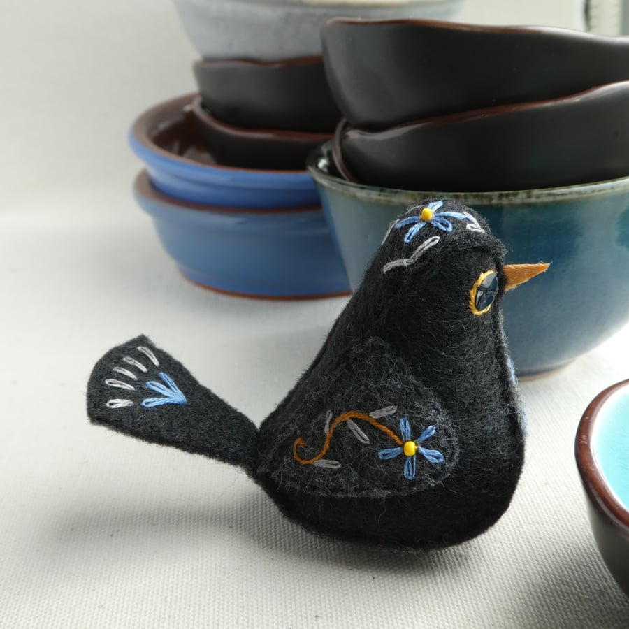 Decorative felt blackbird