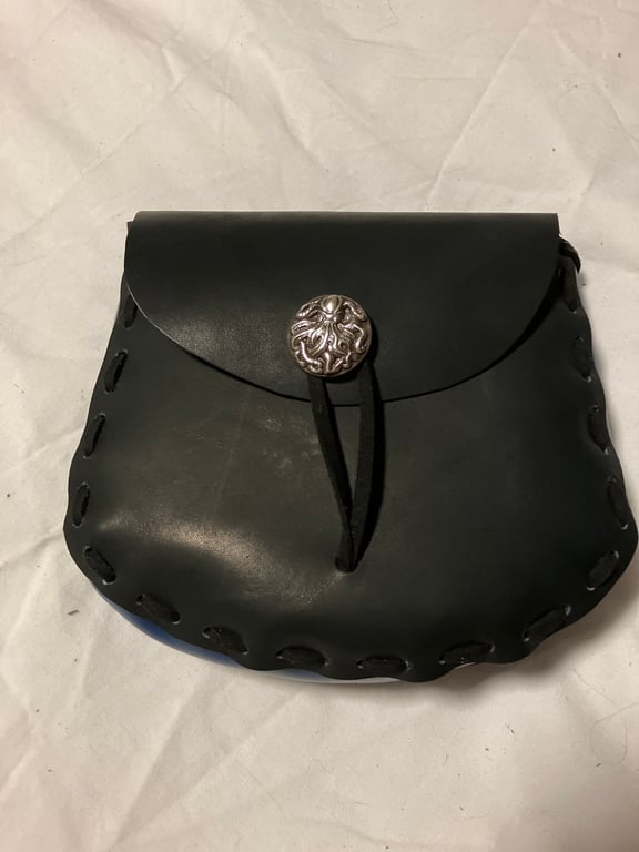 Pouch: Black & Blue coloured Leather Medieval Style W Octopus Closure 