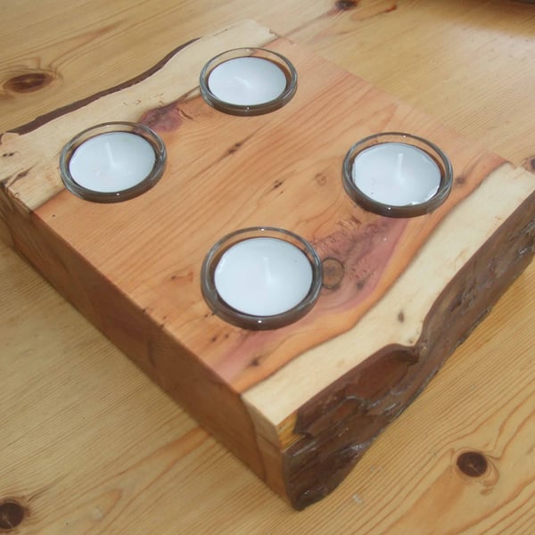 English yew tea light