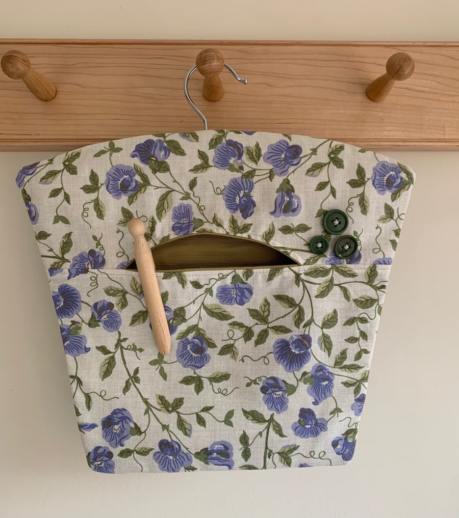 Vintage sweet peas fabric peg bag
