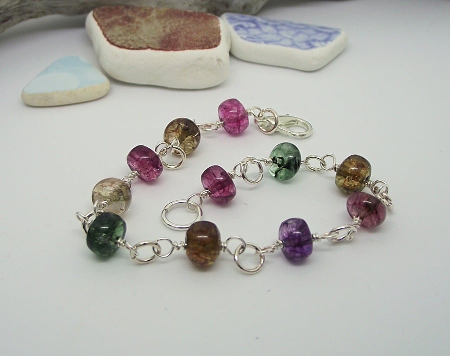 Agate and wire bracelet