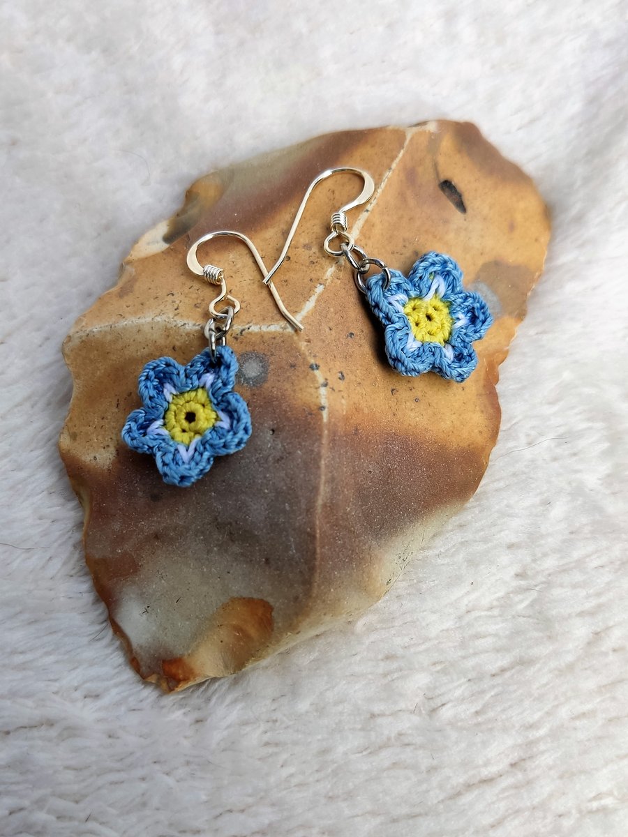 Handmade Wooden Crochet Hook With Flowers in Jewelry Resin on