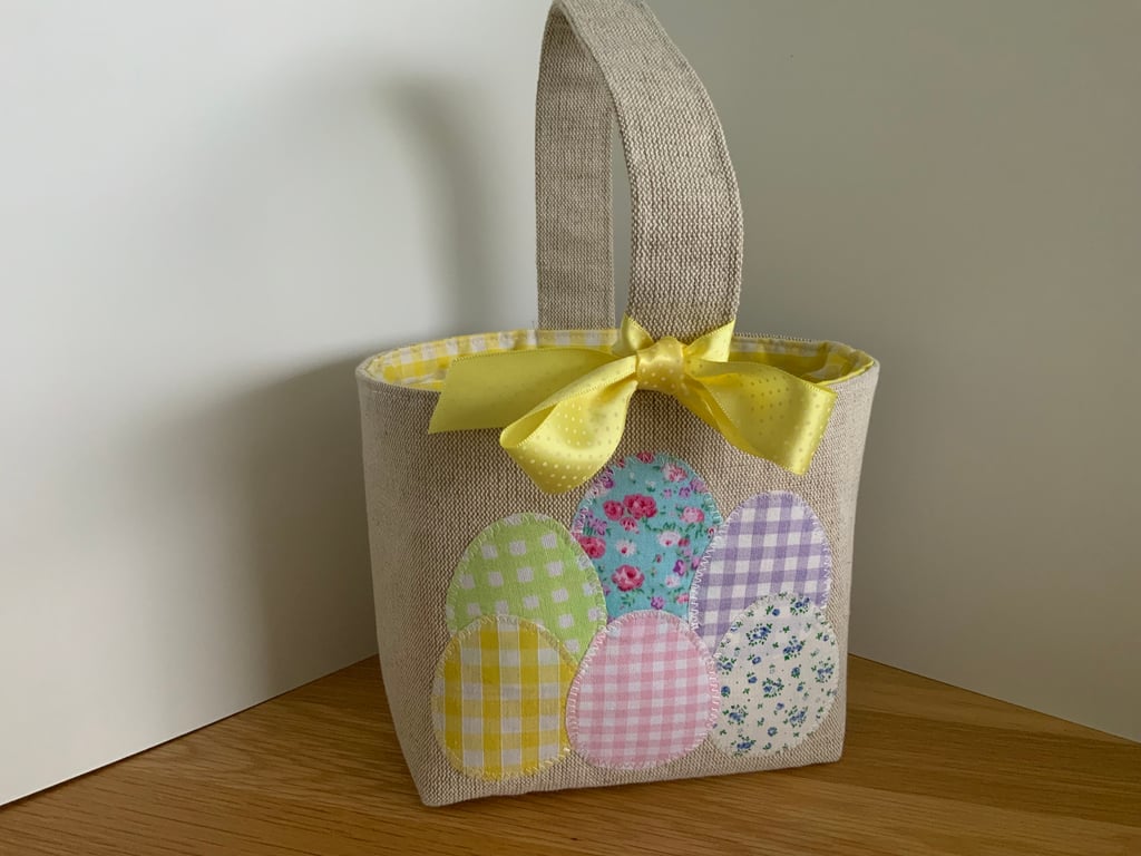 Small Easter Basket, Childrens Bag, Storage Basket, Applique