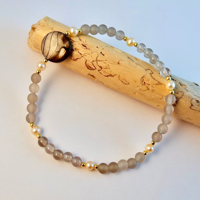 Agate Bracelet With Pearls and Shell - Anniversary, June Birthday, Gifts For Her