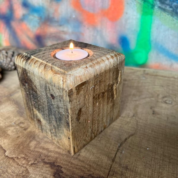 Tea Light Candle Holder