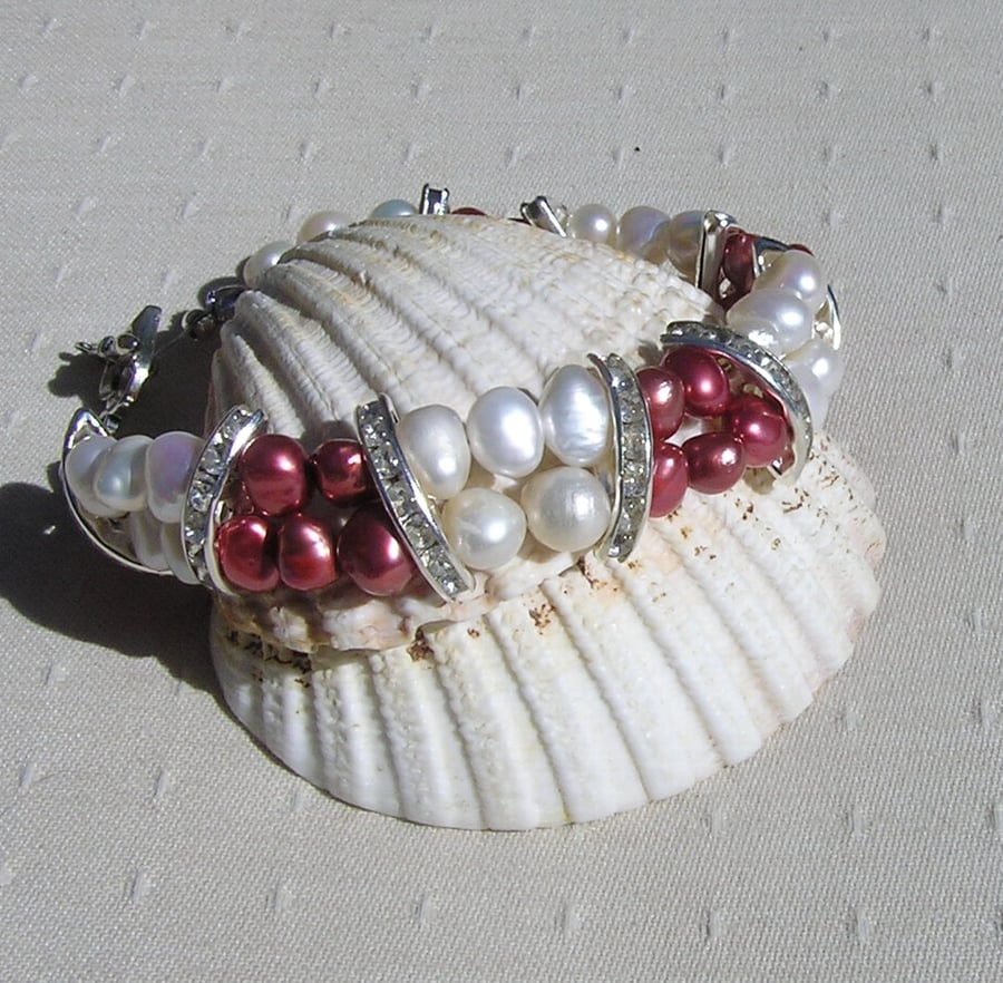 Red & White Freshwater Pearl Glamour Crystal Bracelet "Strawberry Crush"