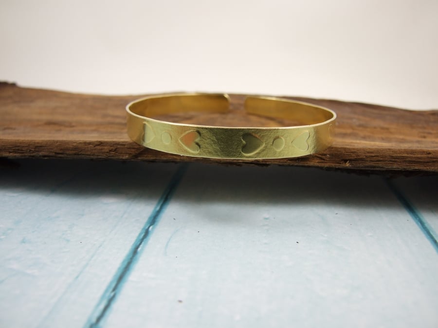 Textured Brass Bangle with Hearts Pattern