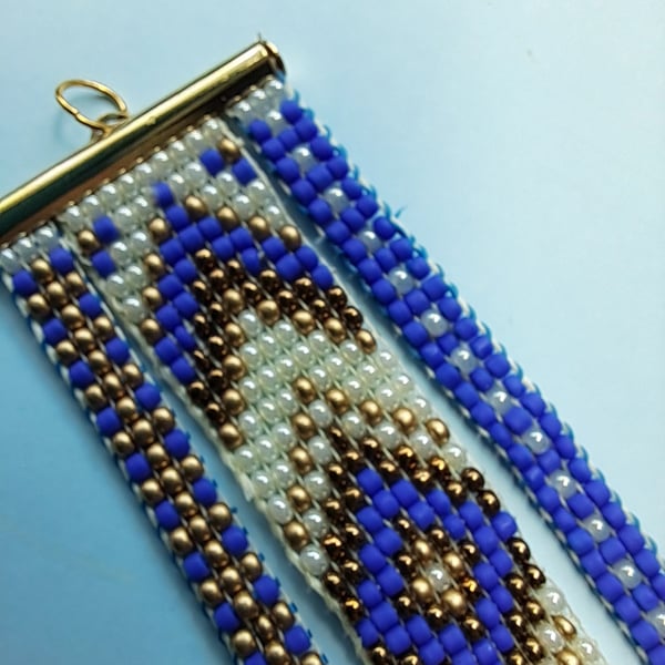Glass beaded bracelet