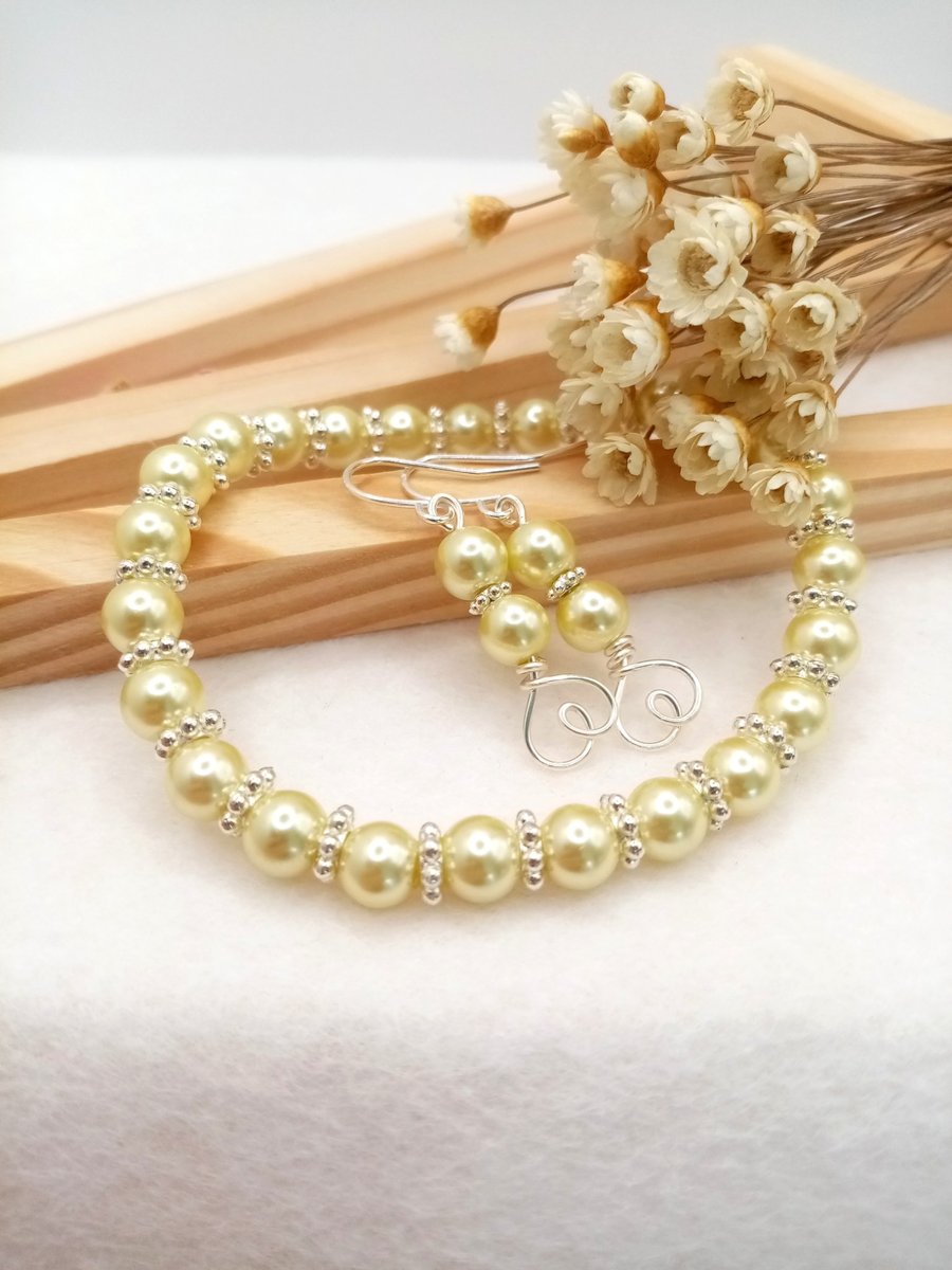 Lemon Chiffon Pearl Earring & Bracelet Gift Set, Love Heart Drops, Gift Boxed