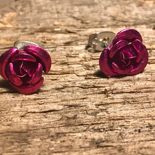 Fuchsia pink metal rose studs