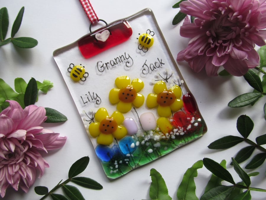 Granny and Grandchildren Personalised Fused Glass Suncatcher (Made to Order)