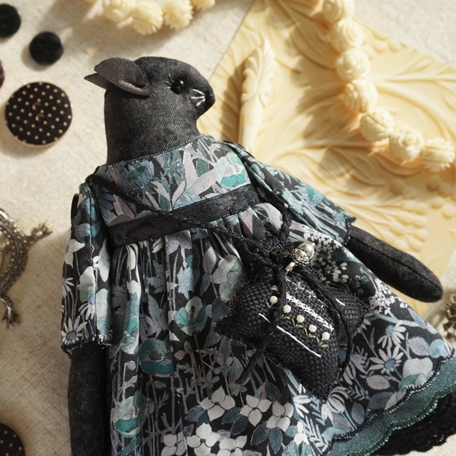 Winnet, A Midnight Mouse