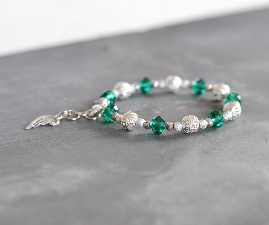 Green and Siver Crystals Wire Charm Bracelet