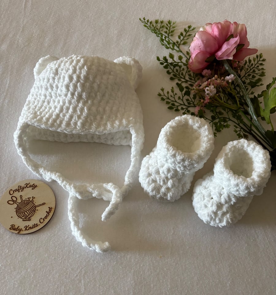 Baby Hat & Bootees 