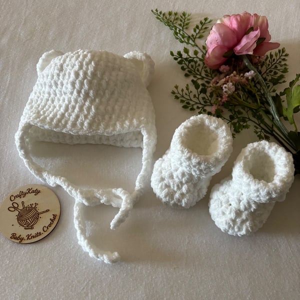 Baby Hat & Bootees 