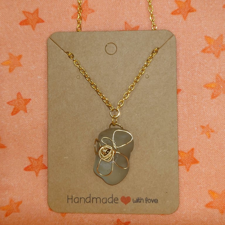Seaglass Pendant - Flower Detail