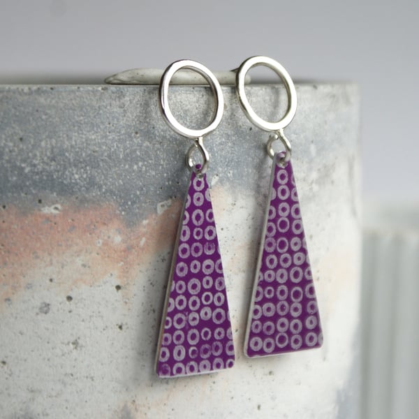 Colour pop triangle drop studs - pink