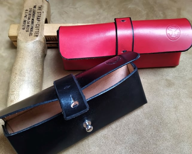 Leather glasses case