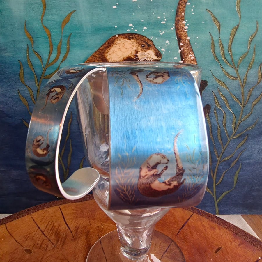 Otter Wide Aluminium Cuff 