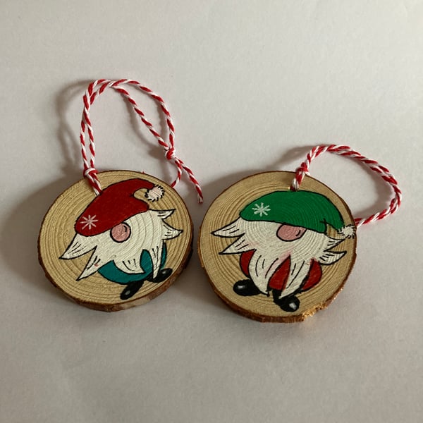 2 cute hand painted Christmas gnomes 