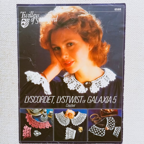 VINTAGE CROCHET PATTERN Collars and Cuffs