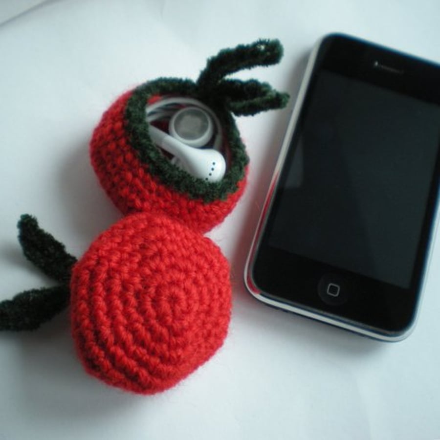 Apple Cosy Earbud Nest Pod from WonkyGiraffe