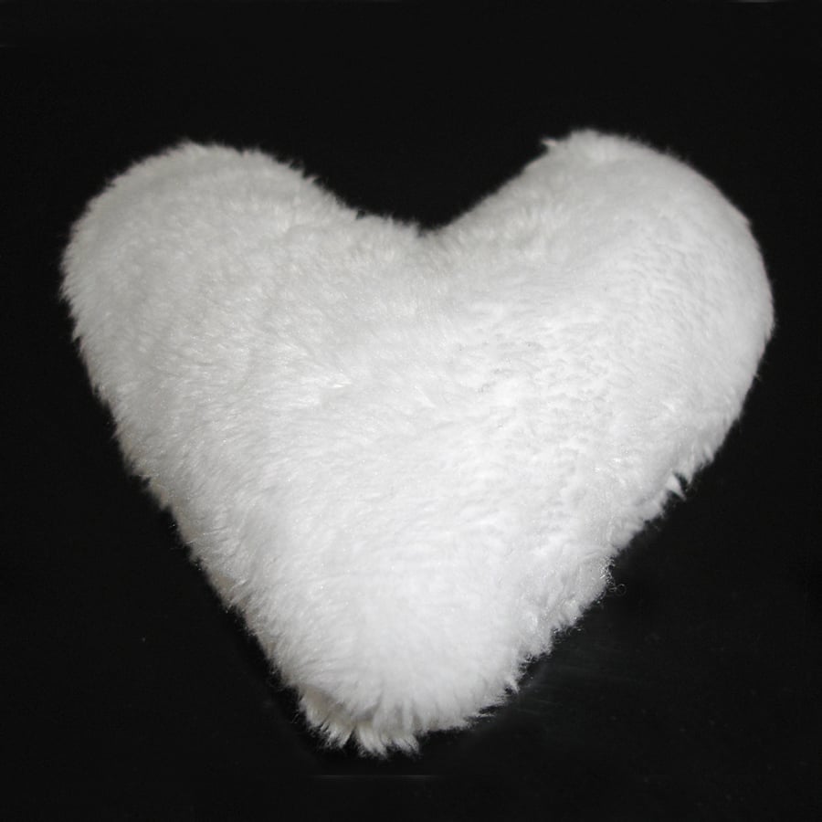 Heart White Fluffy Cuddly Cuddlesoft Furry 4" Hold in the Hand