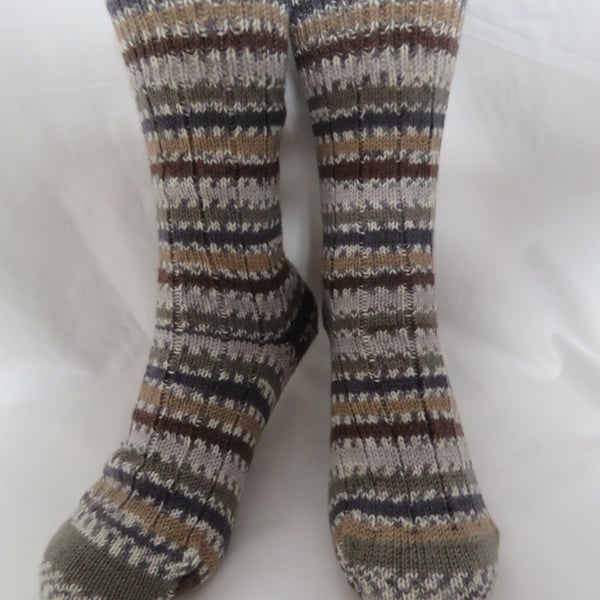 Hand-cranked Knitted Ribbed Wool Socks Size 4 to 5