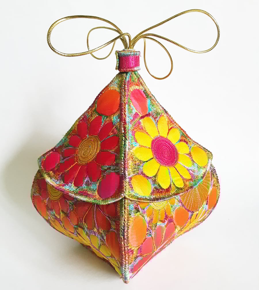 Lidded Box Textile Vessel 3D with Free Machine Embroidery 
