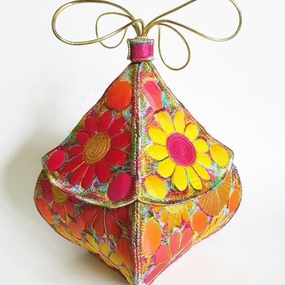 Lidded Box Textile Vessel 3D with Free Machine Embroidery 