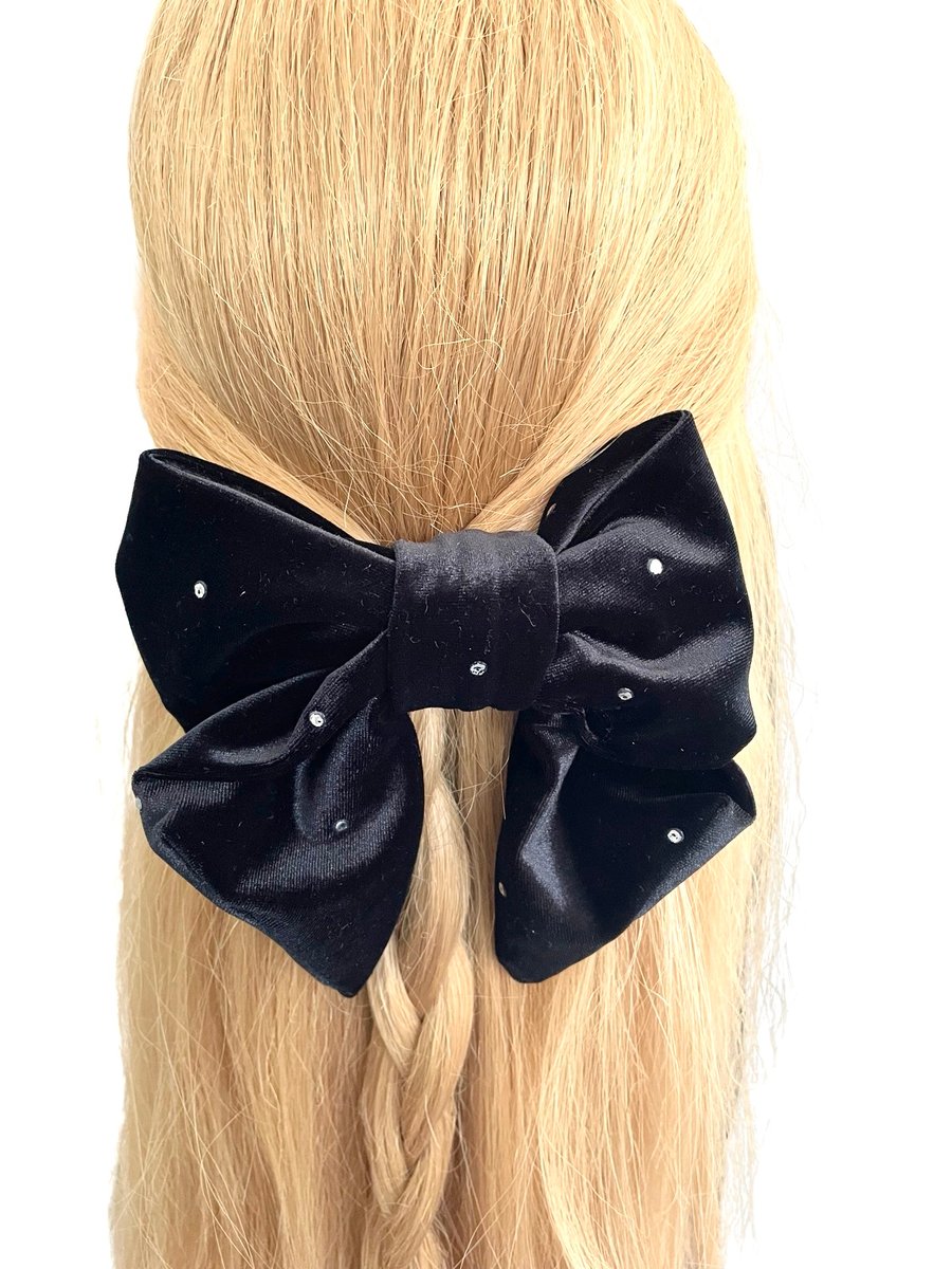 Luxury black studded velvet hair bow barrette clip for women