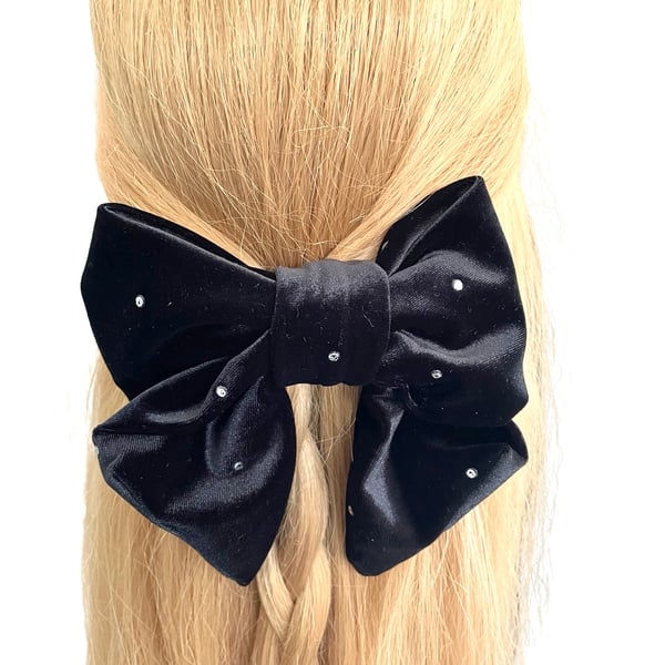 Luxury black studded velvet hair bow barrette clip for women